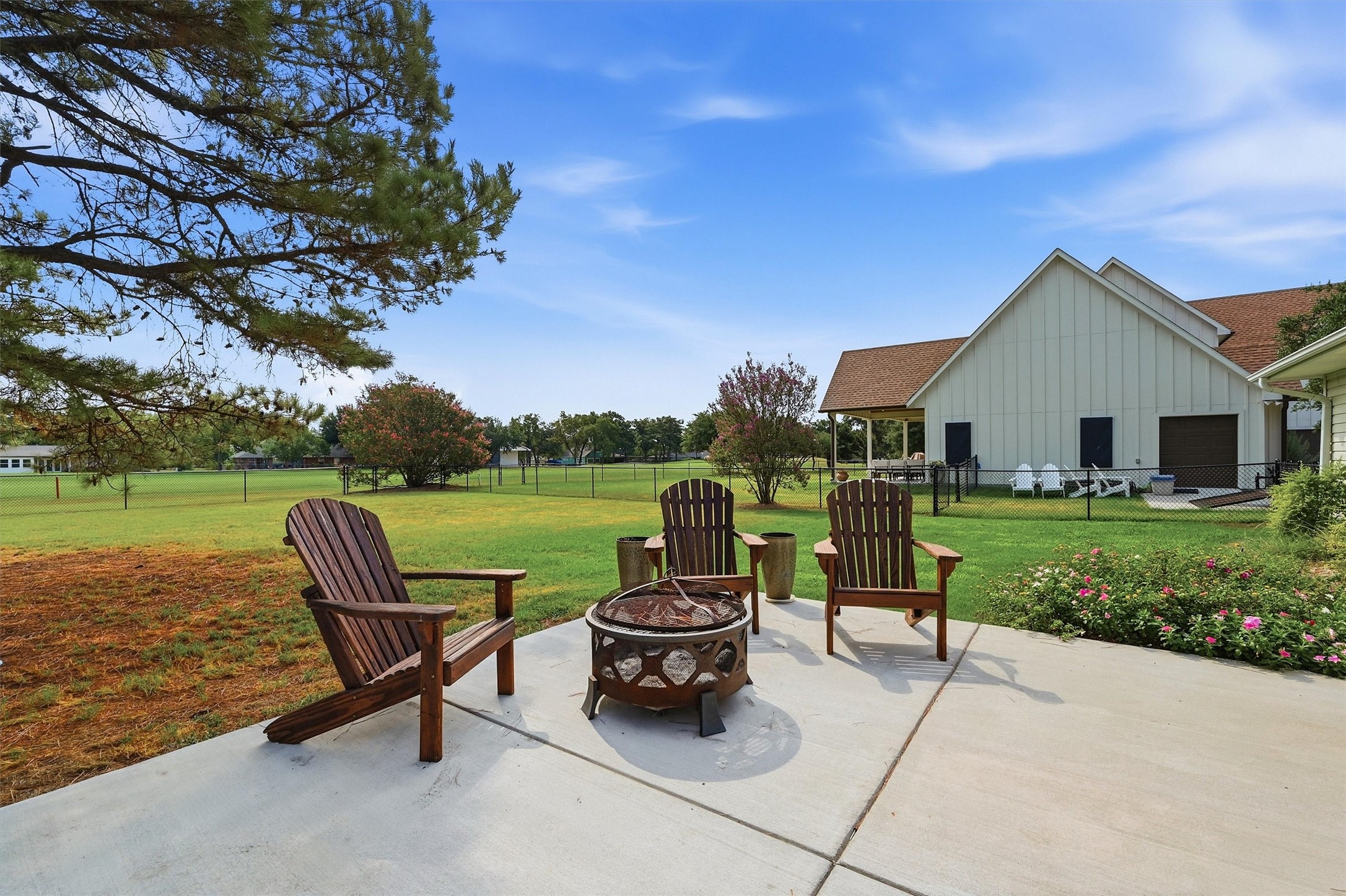 722 Kiowa Drive W