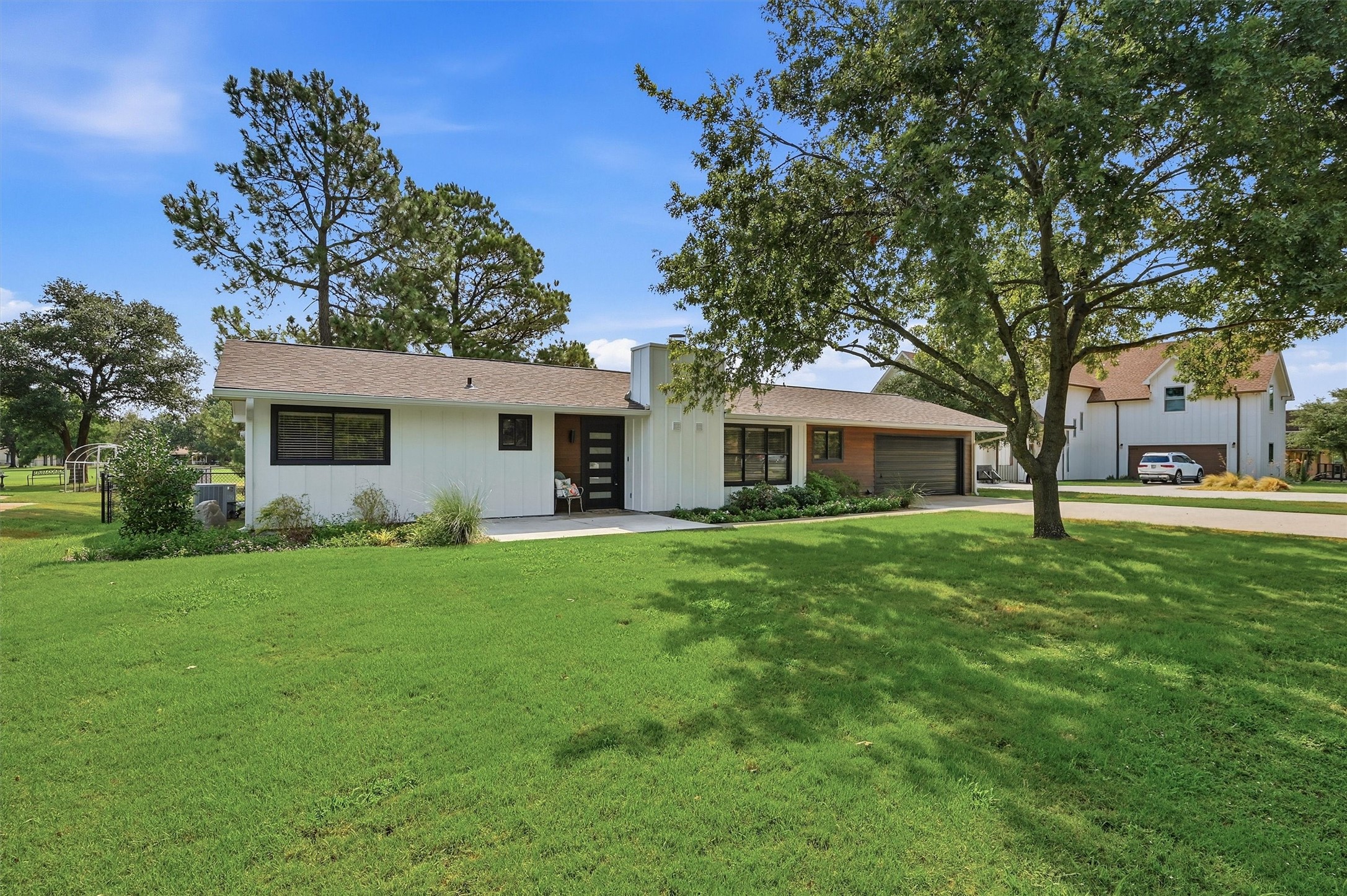 722 Kiowa Drive W