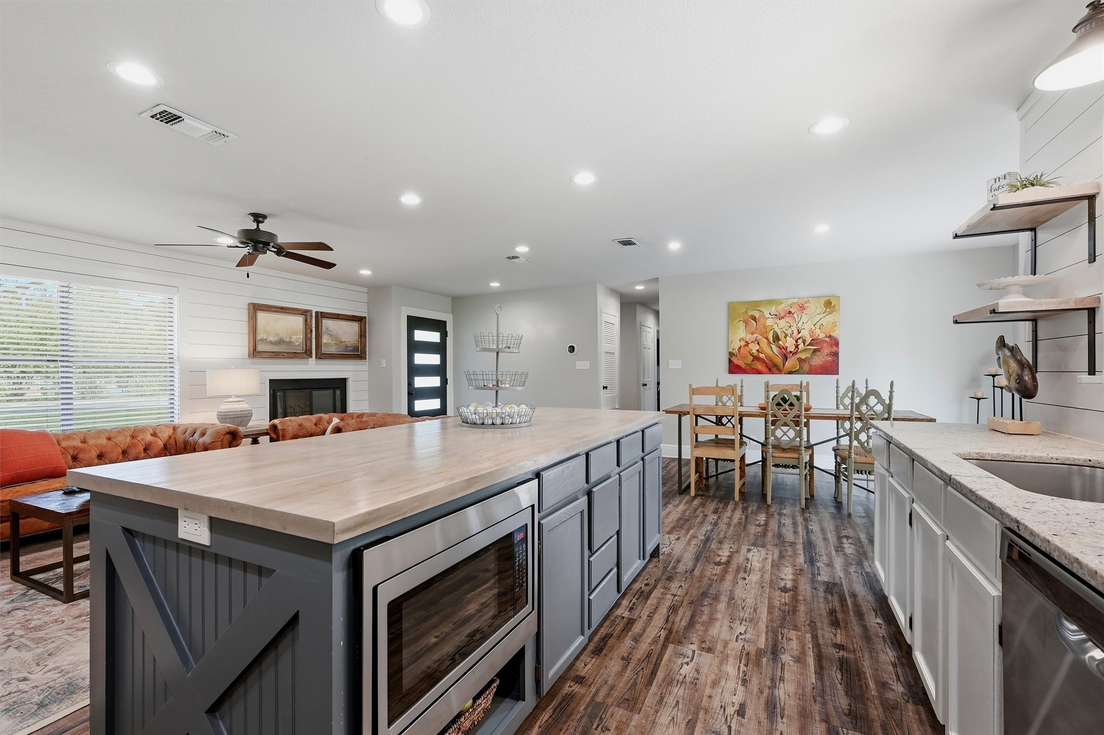 722 Kiowa Drive W