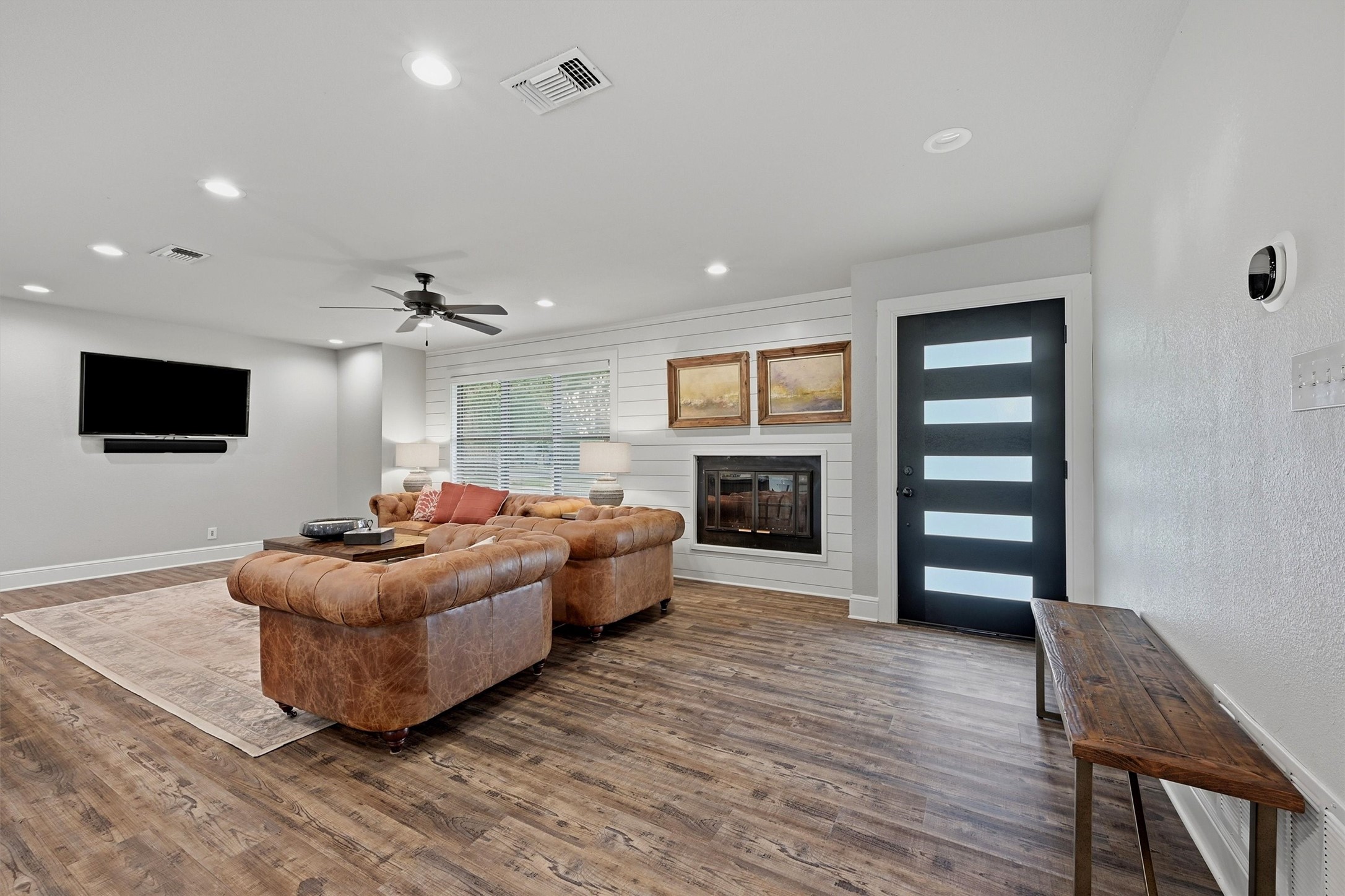 722 Kiowa Drive W