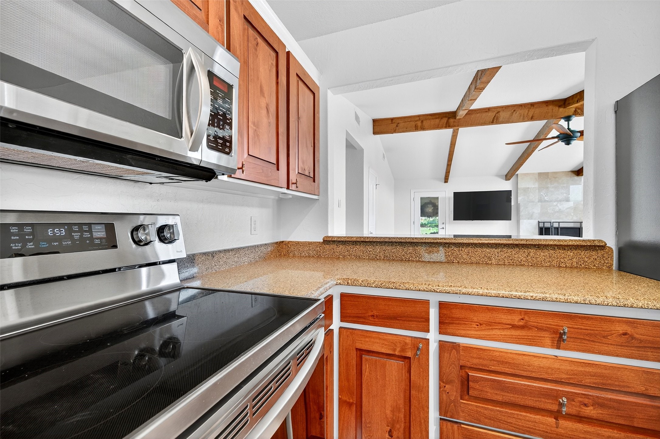 100 Kiowa Drive S