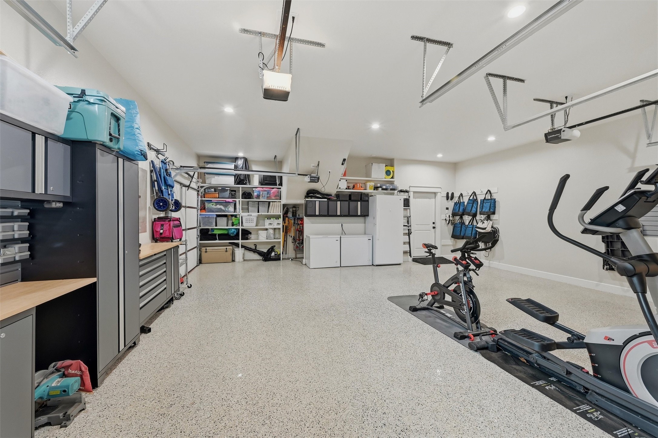 613 Kiowa Drive W