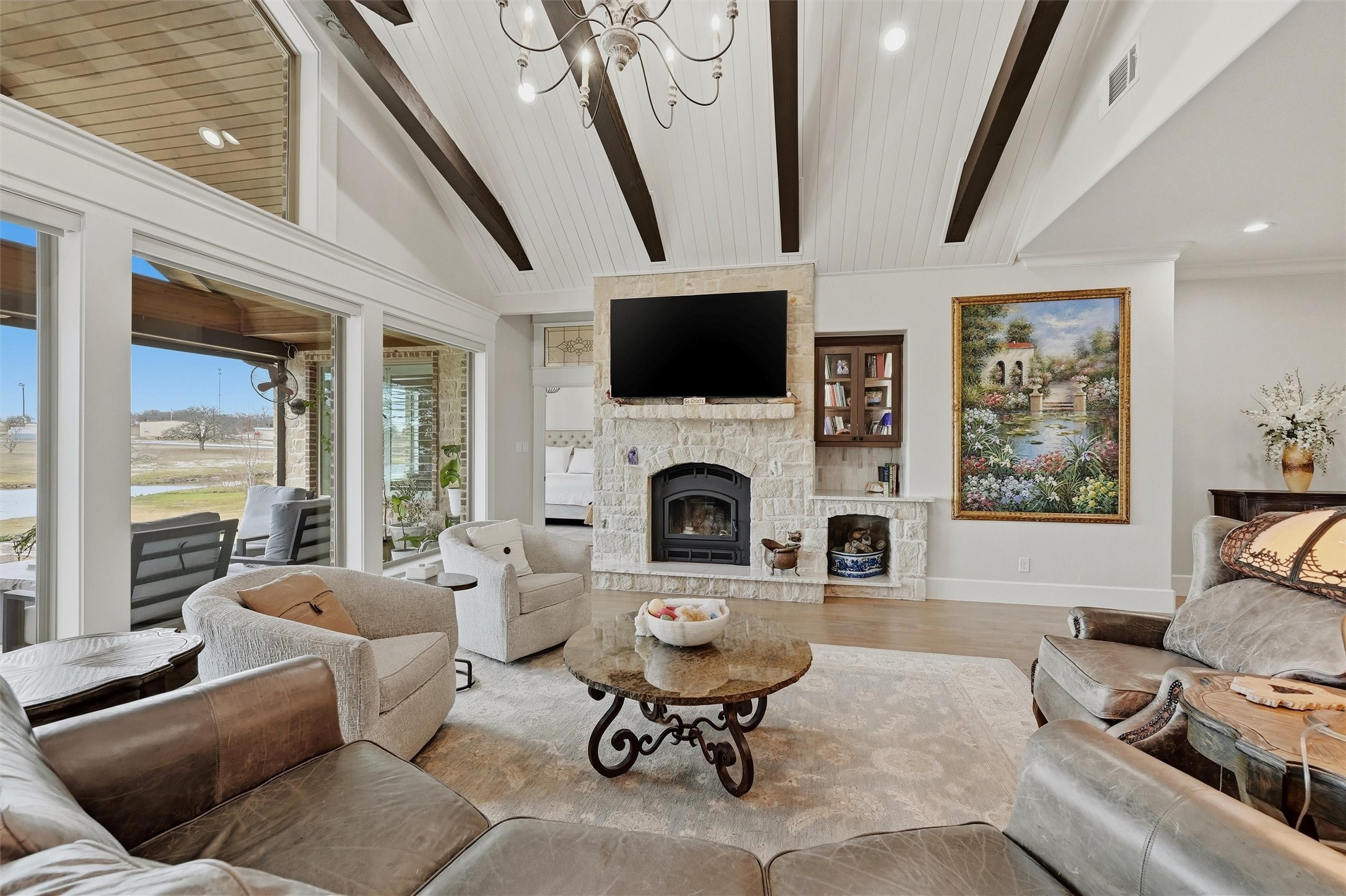 613 Kiowa Drive W
