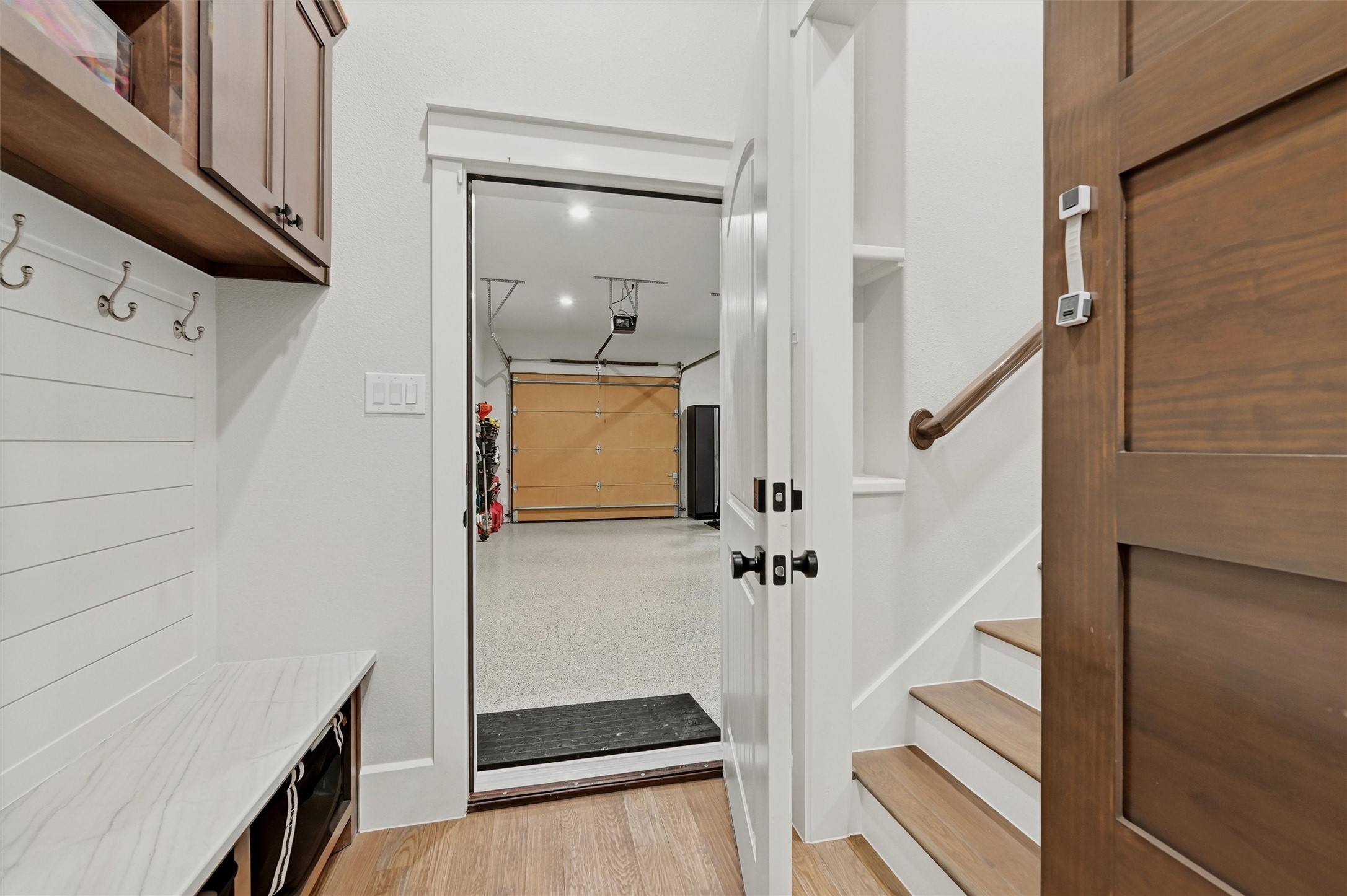 613 Kiowa Drive W