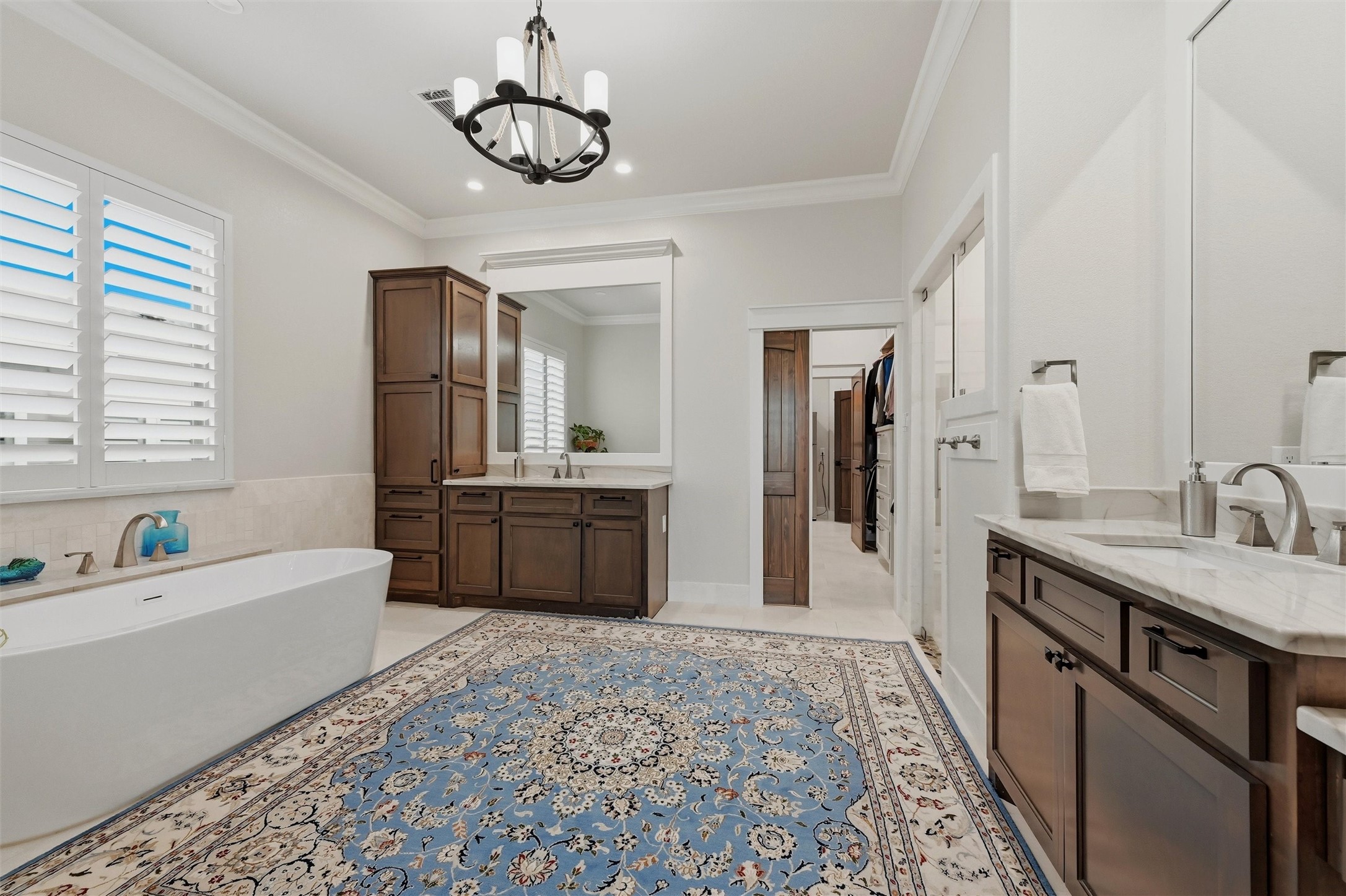 613 Kiowa Drive W