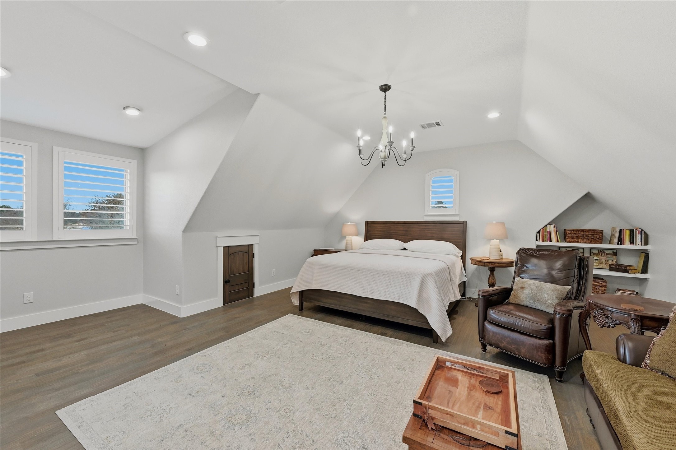 613 Kiowa Drive W