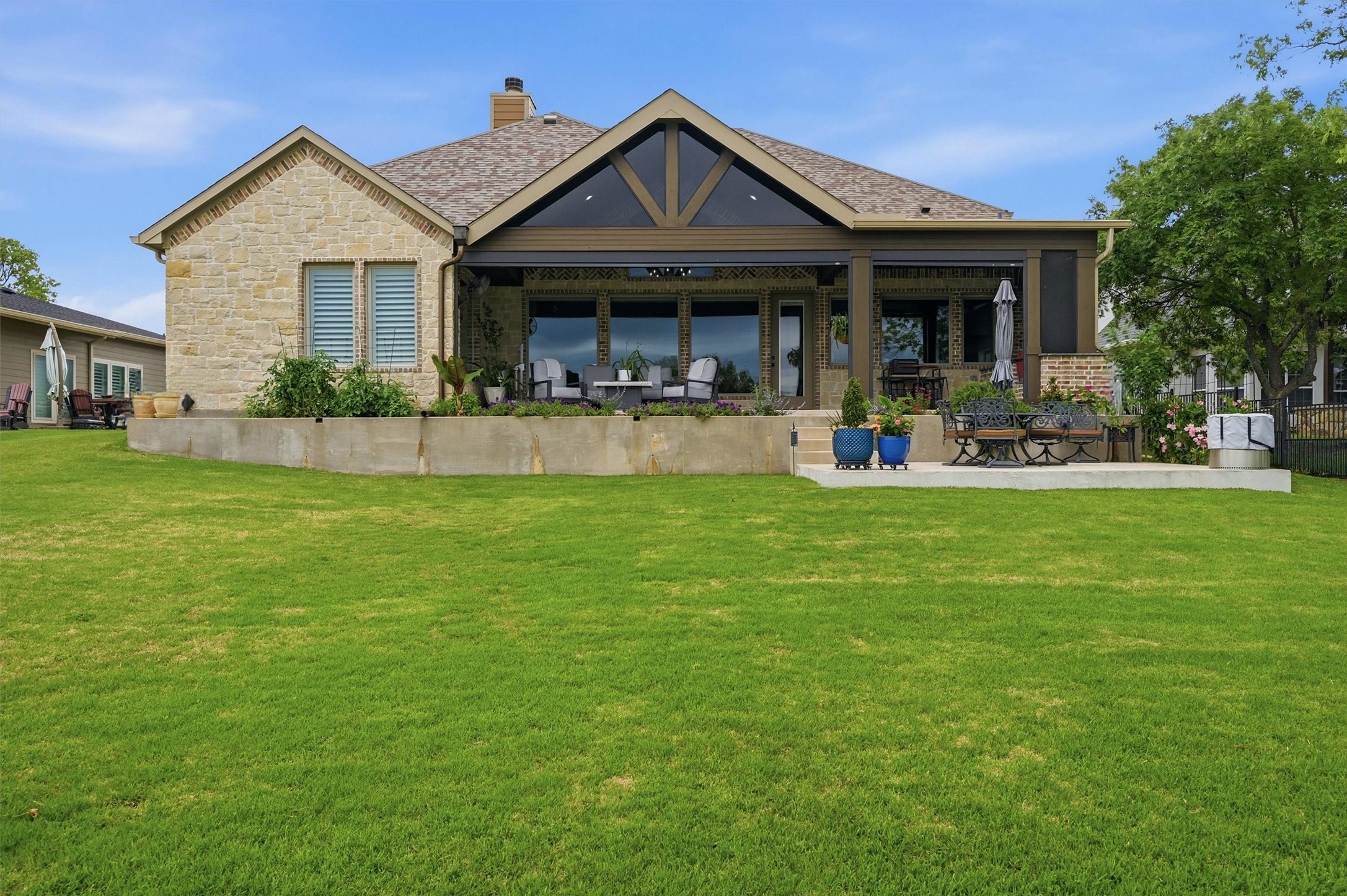 613 Kiowa Drive W