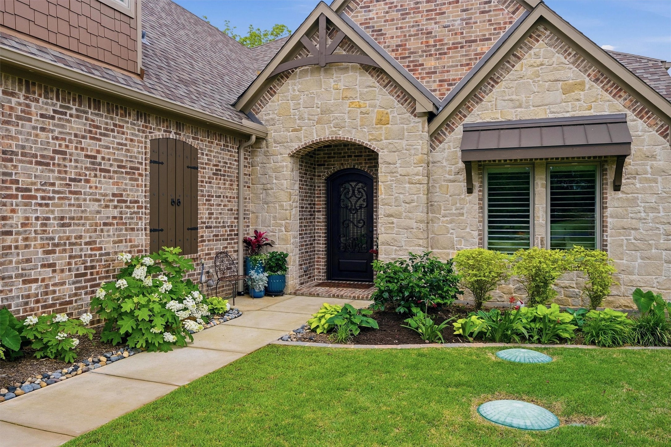 613 Kiowa Drive W