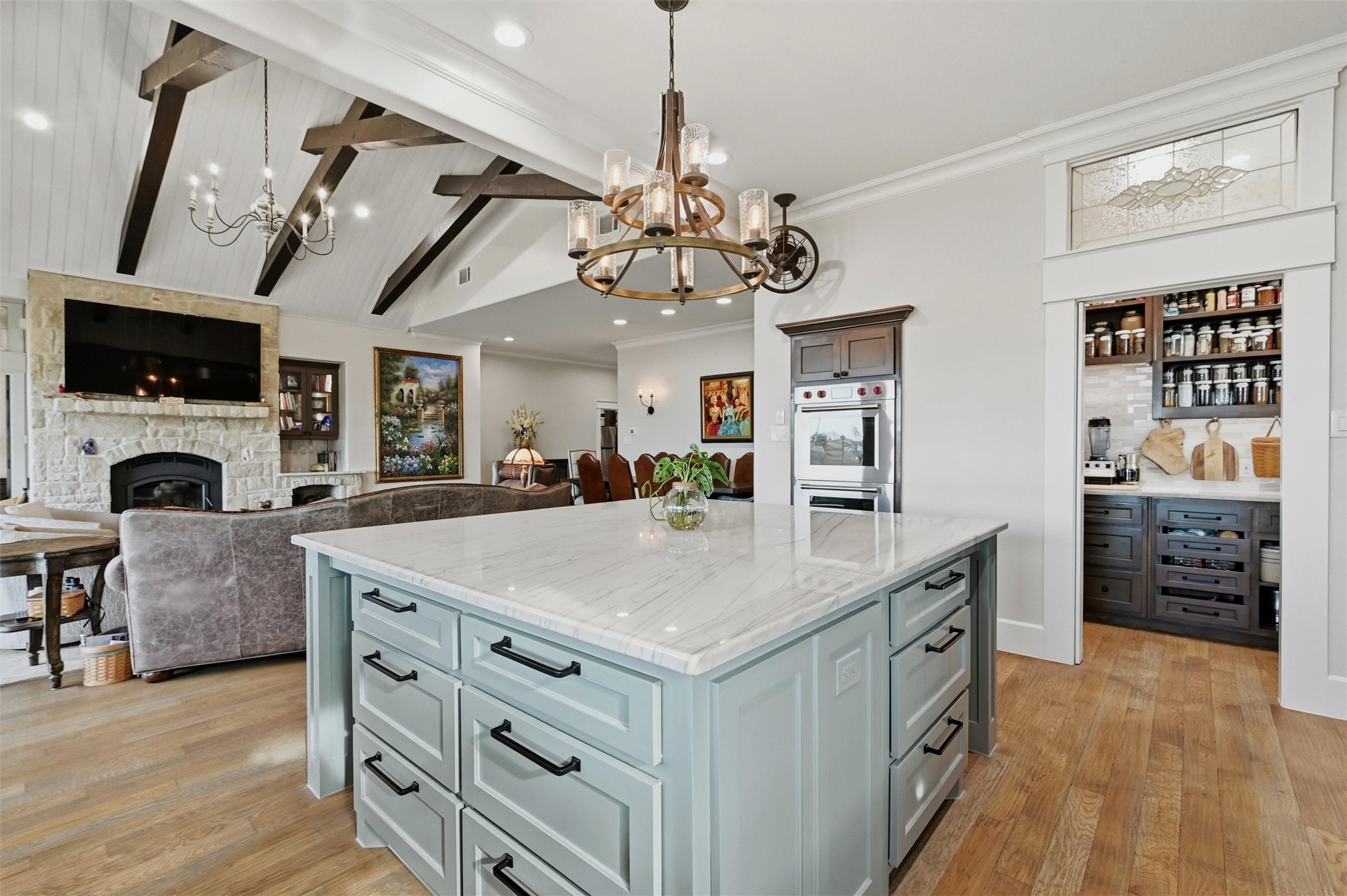 613 Kiowa Drive W
