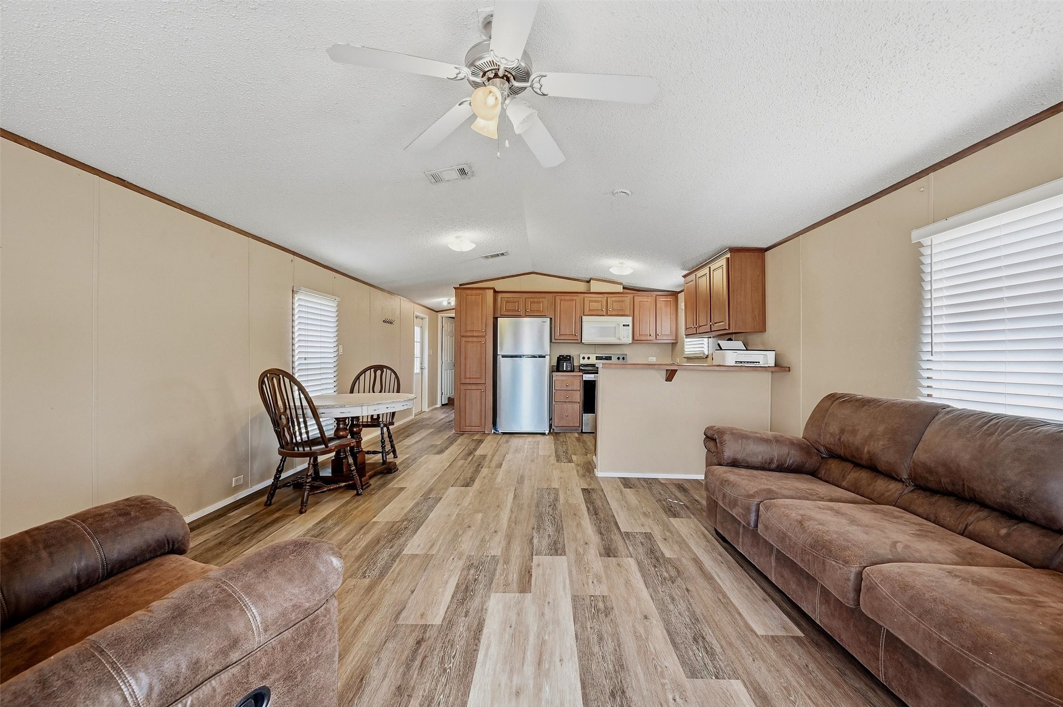 13341 82 Highway E