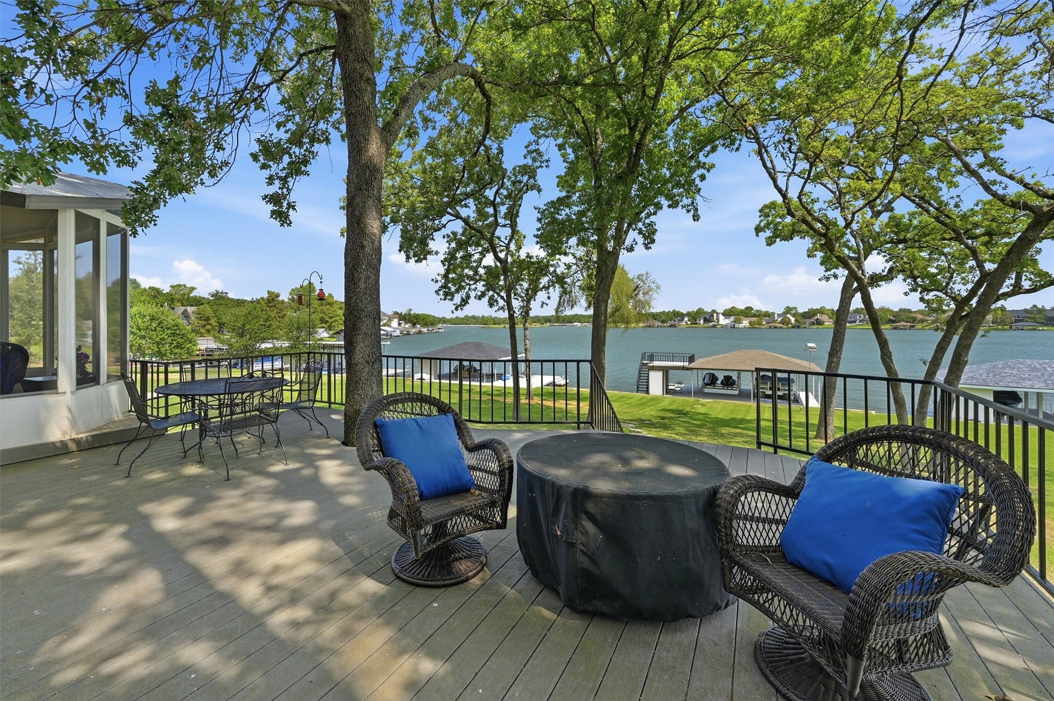 1011 Kiowa Drive W