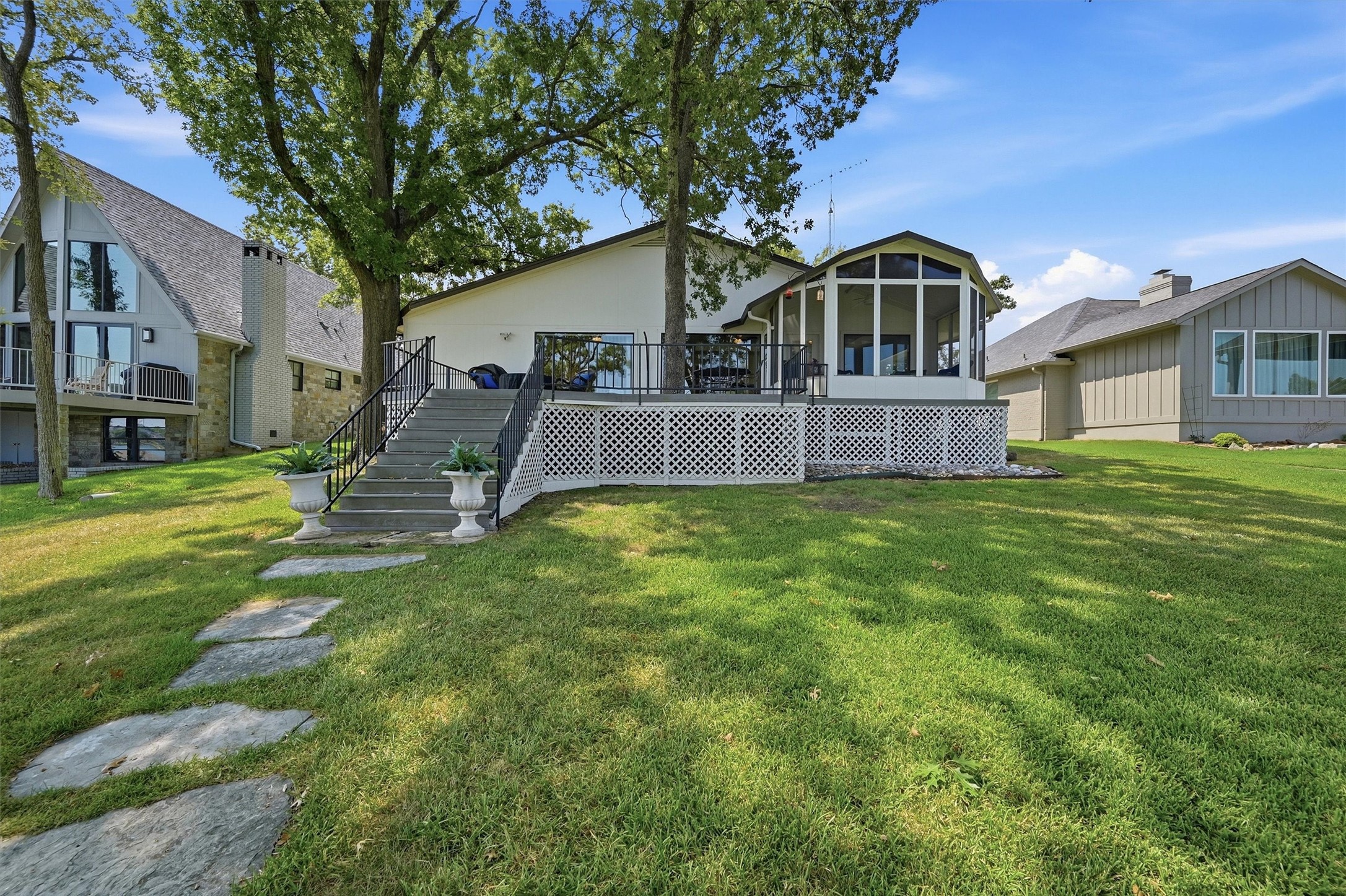 1011 Kiowa Drive W
