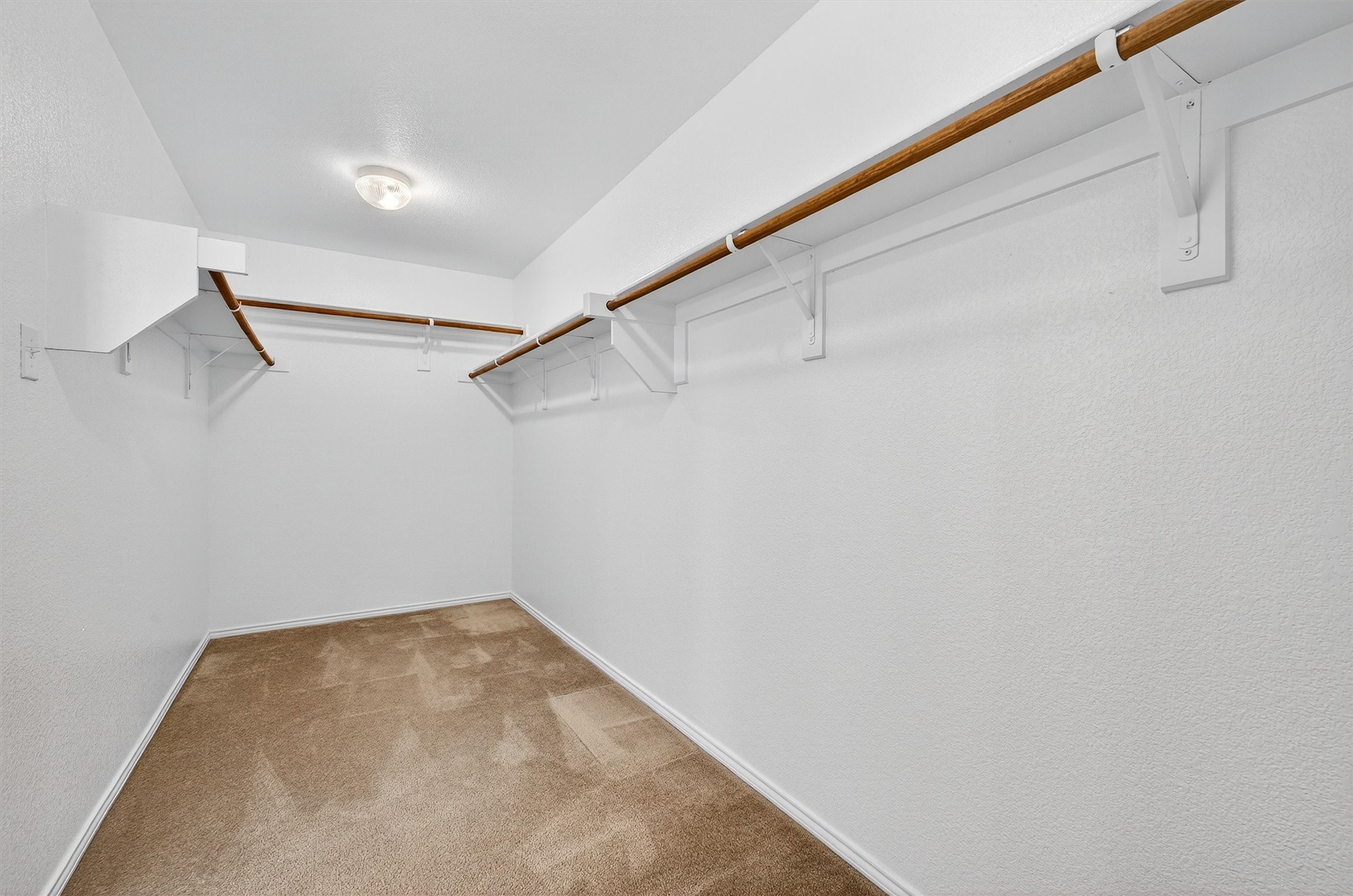 4515 Hummingbird Drive