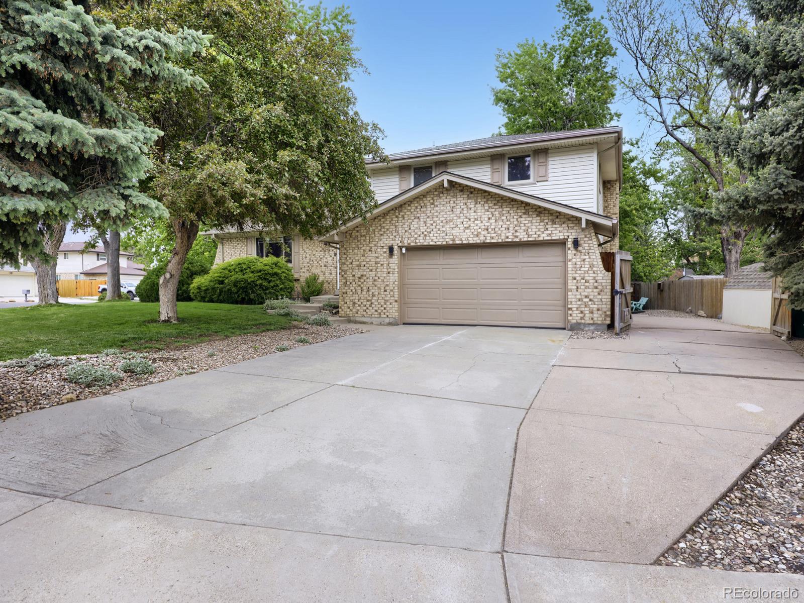 9093 W Warren Drive