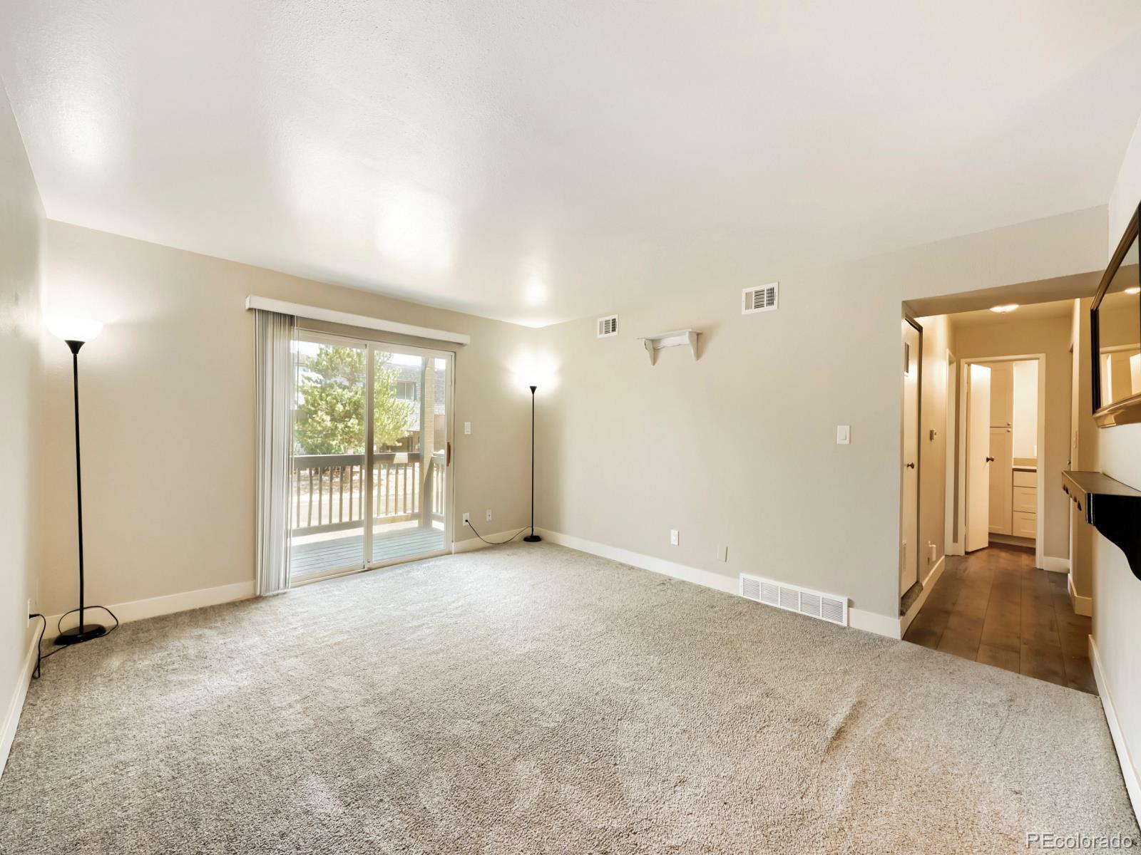 190 E Highline Circle Unit: 202