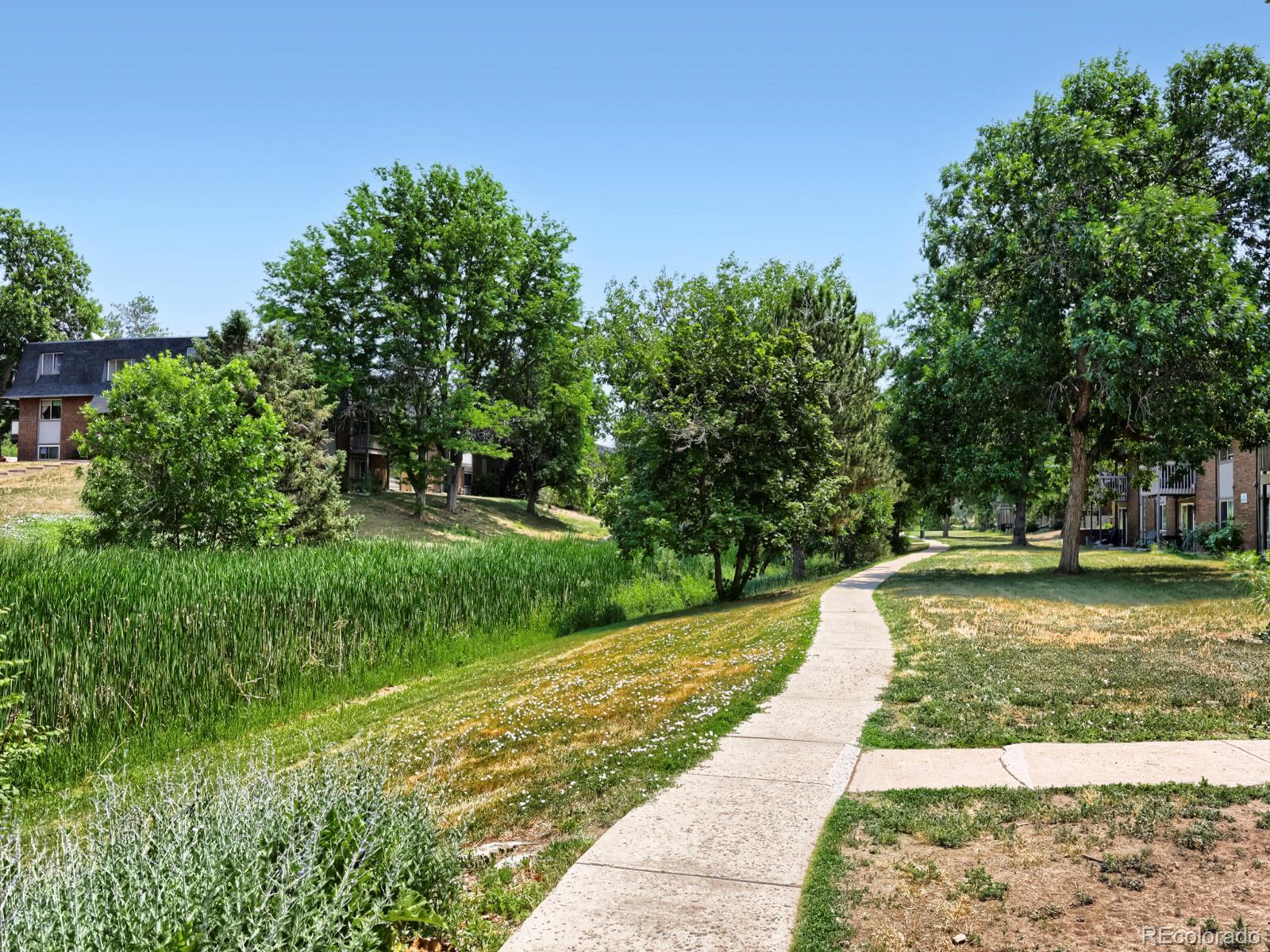 190 E Highline Circle Unit: 202