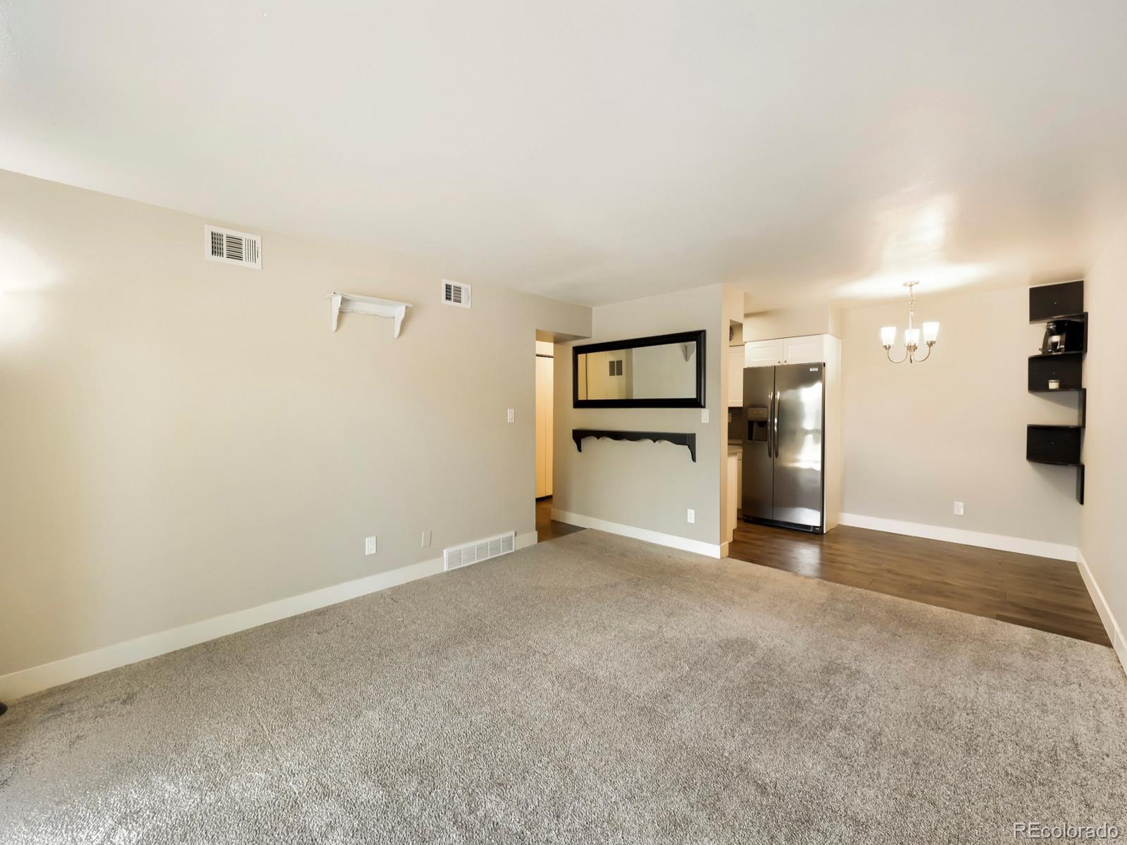 190 E Highline Circle Unit: 202