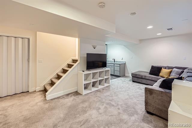 433 Zane Court