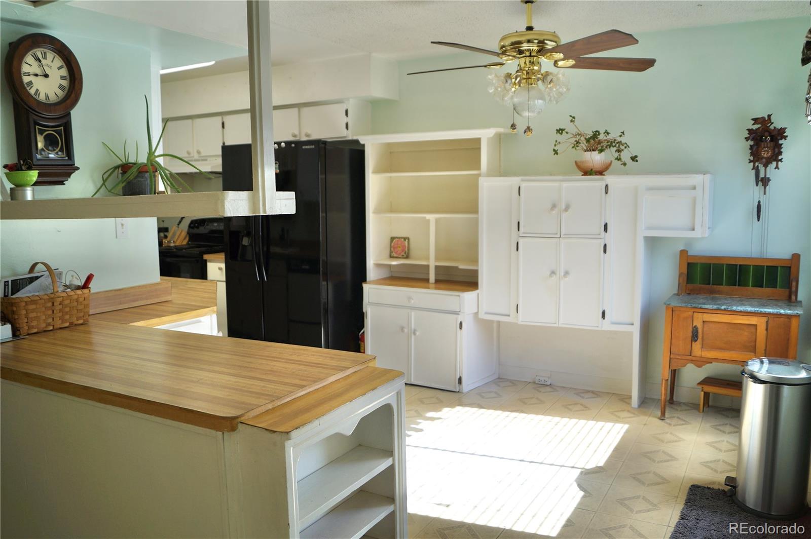 8723 Santa Fe Drive