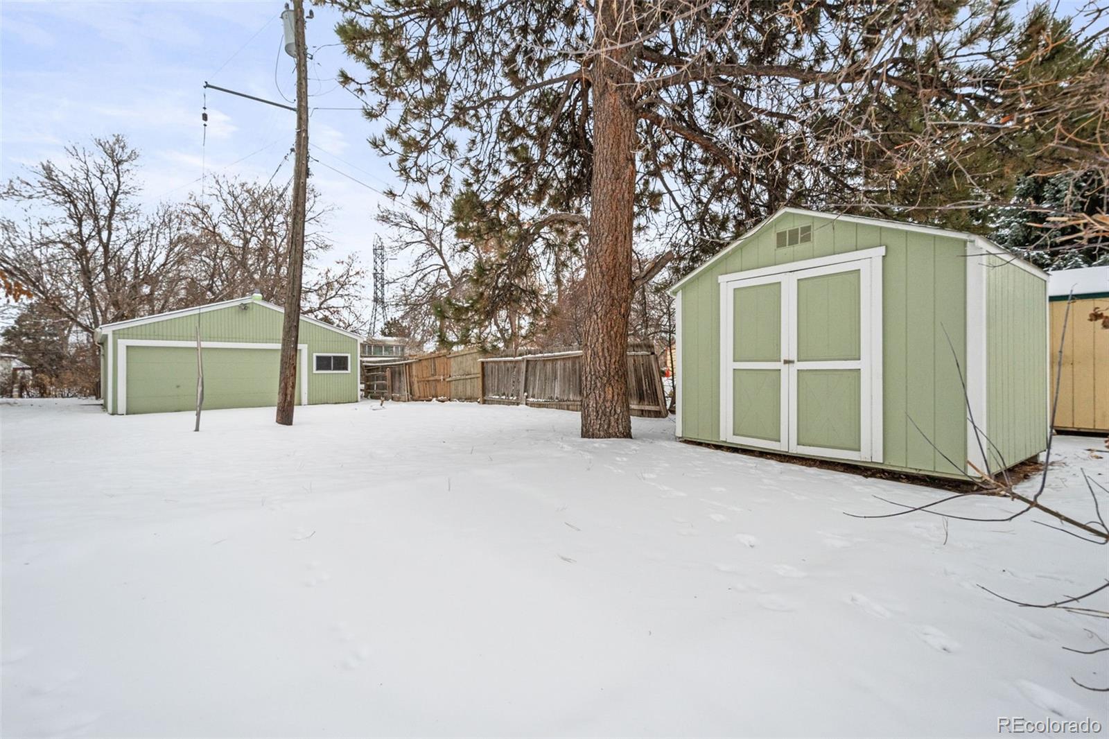 1876 S Chester Circle