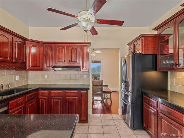 479 Canterbury Court