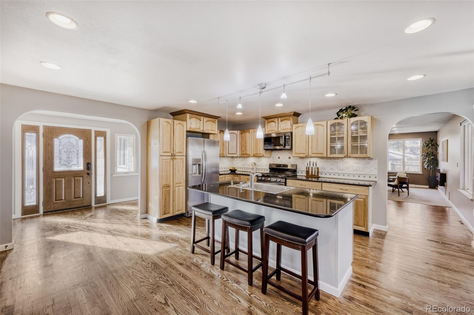 2170 S Flower Street