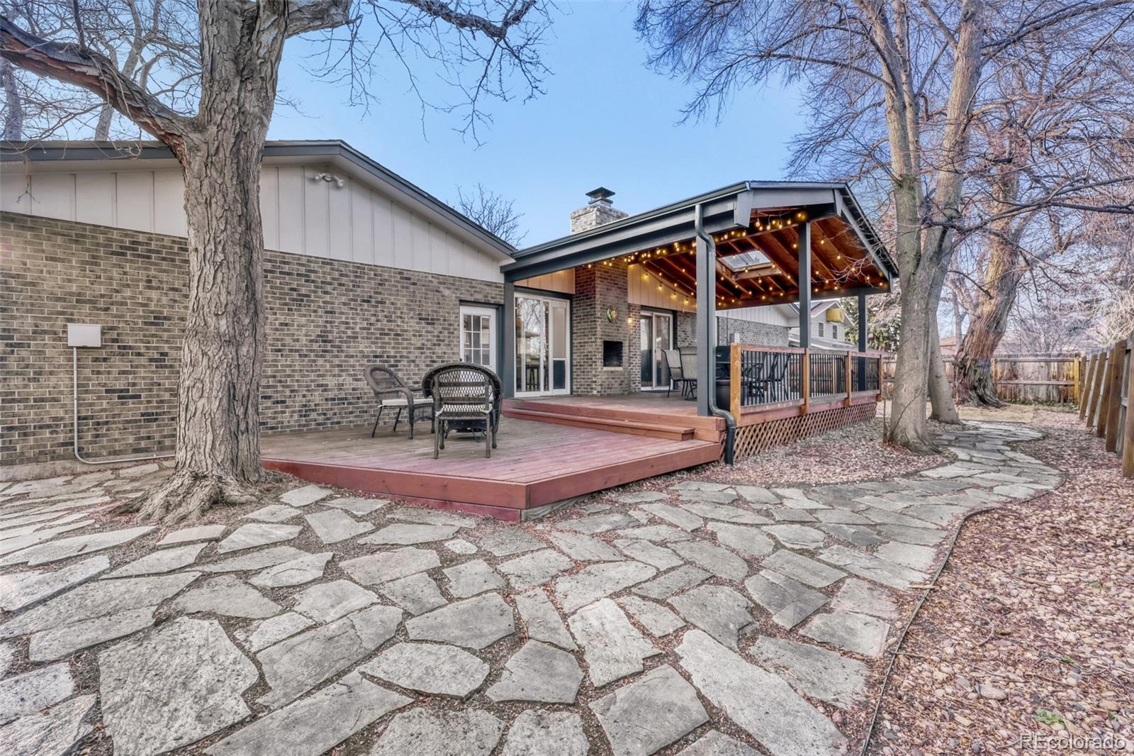 2170 S Flower Street