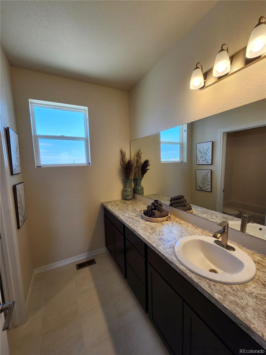 11049 Coastal Hills Lane