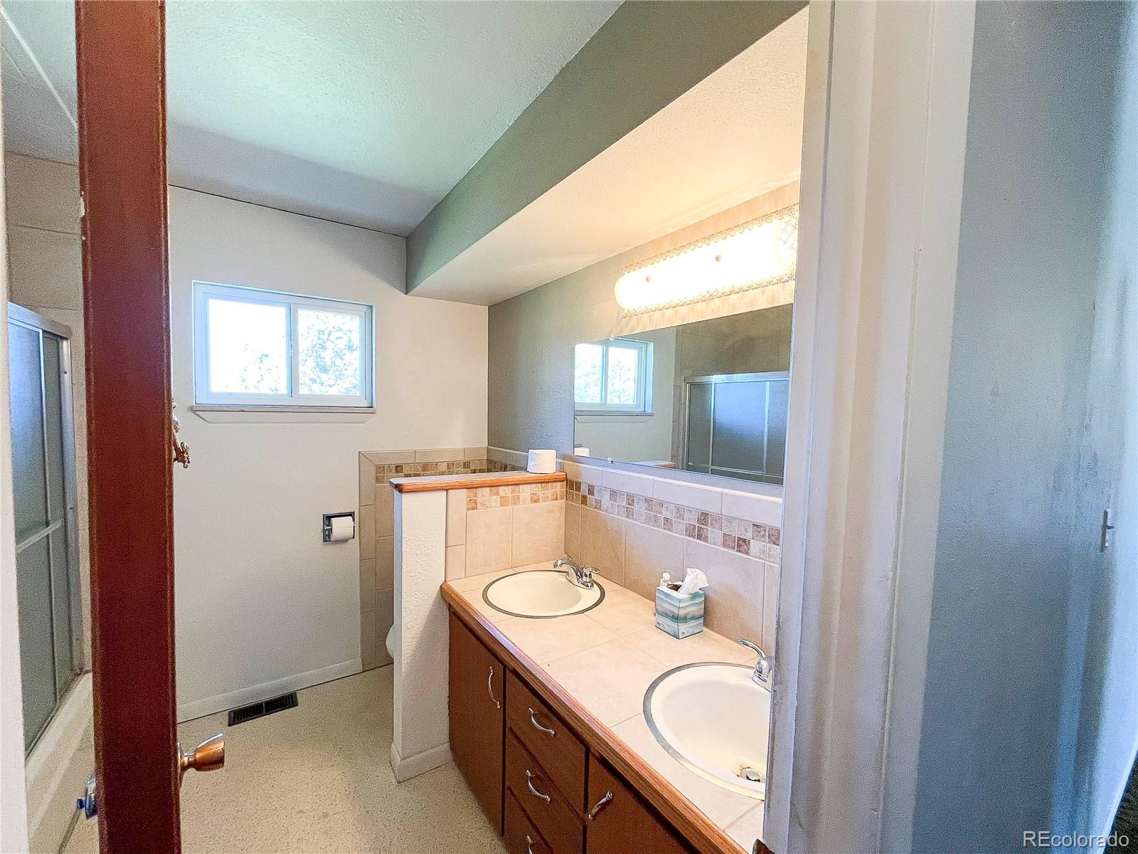 1660 Clinic Drive