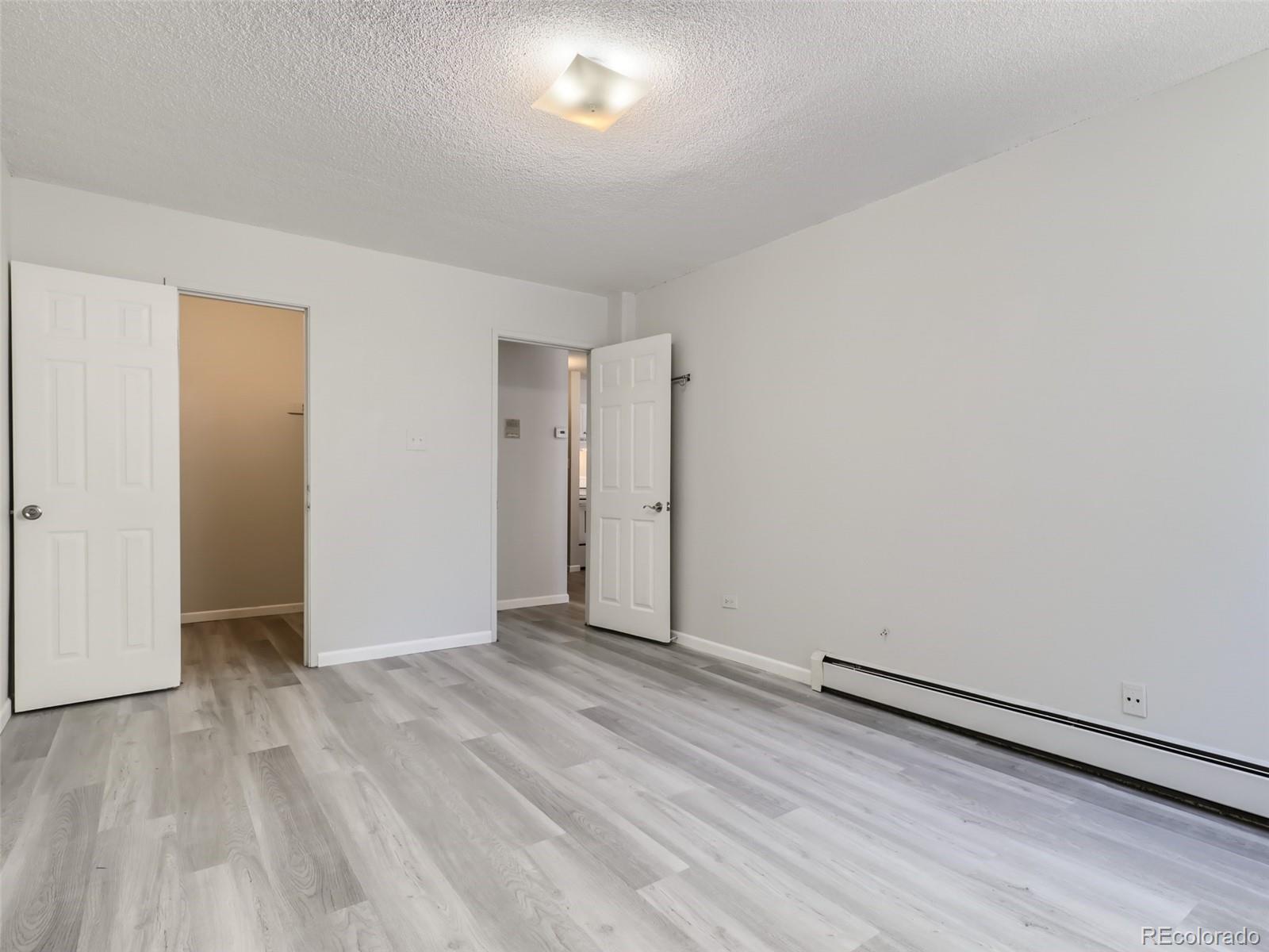 2231 S Vaughn Way Unit: 202B