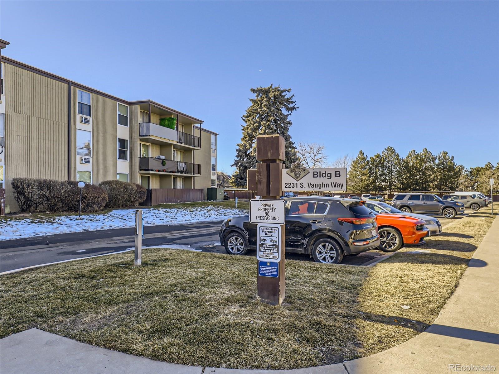 2231 S Vaughn Way Unit: 202B