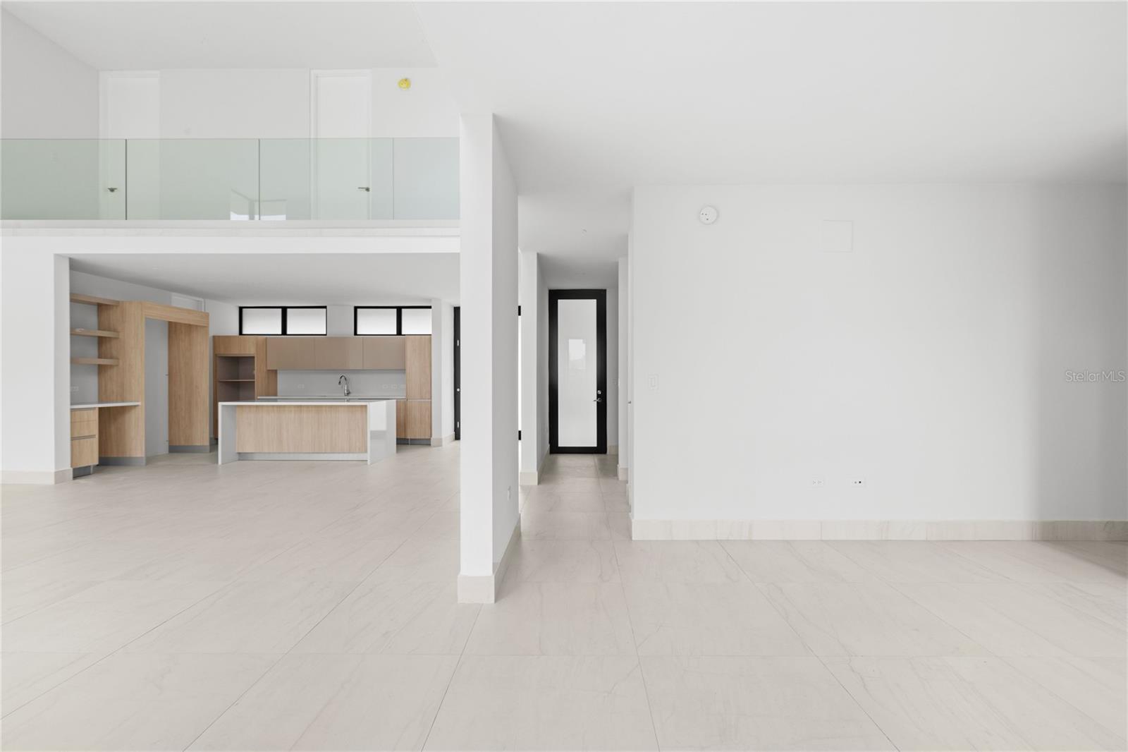 1 RIVIERA PARKVIEW