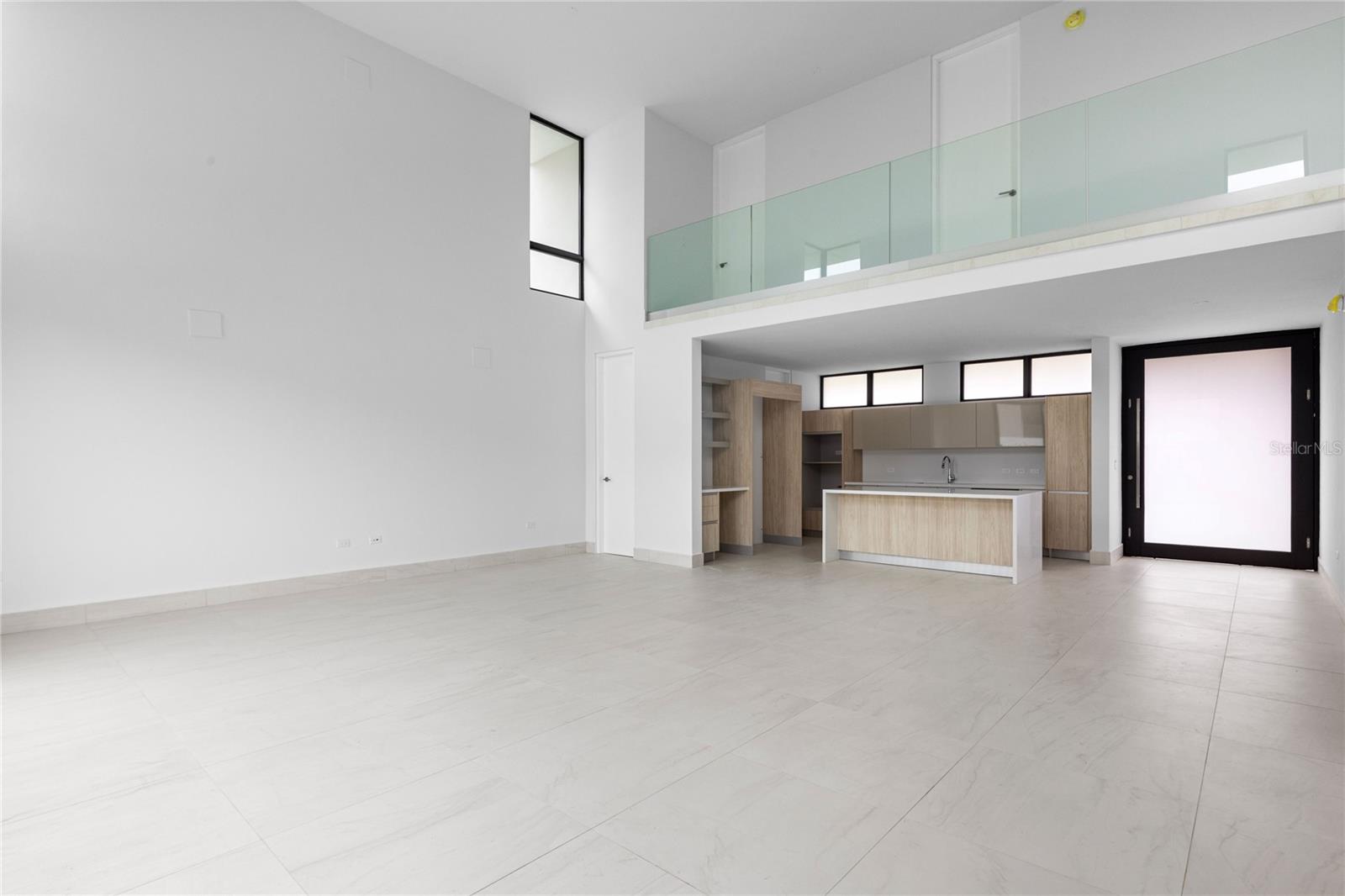 1 RIVIERA PARKVIEW