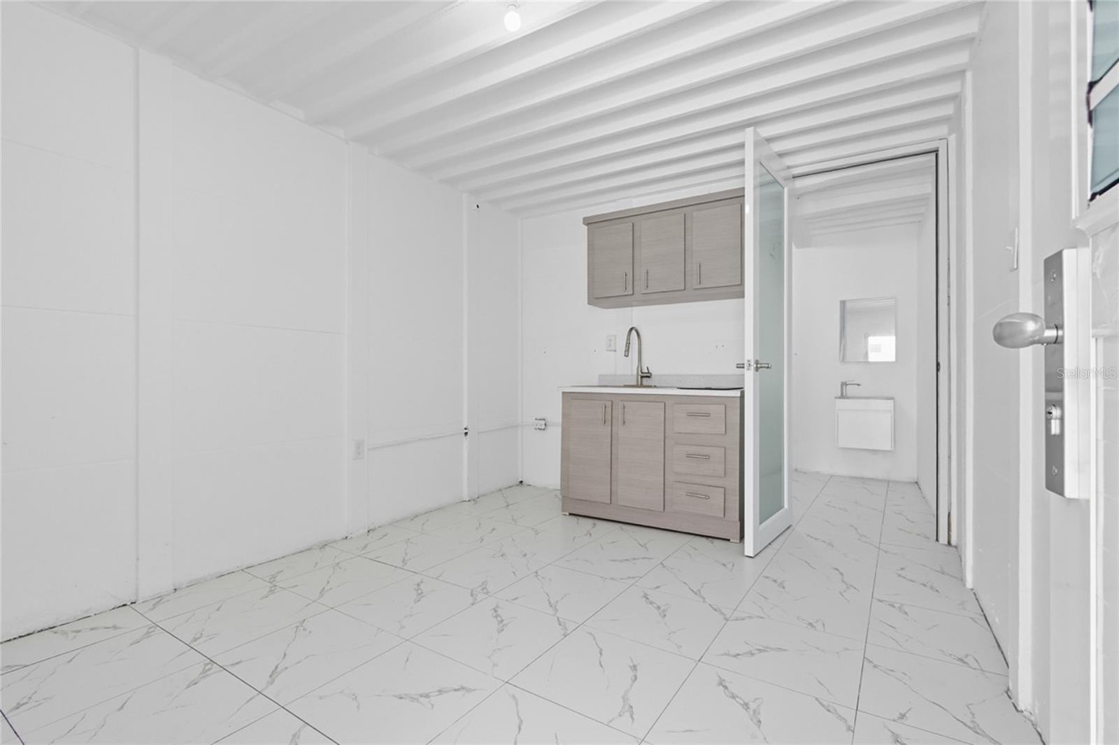 36 RAMON B LOPEZ STREET