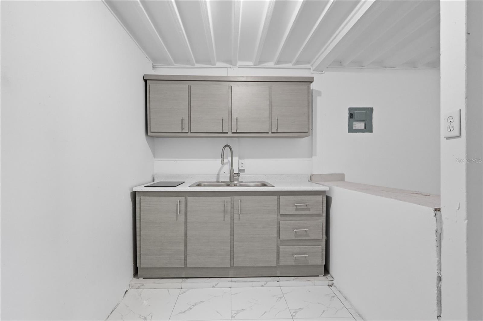 36 RAMON B LOPEZ STREET