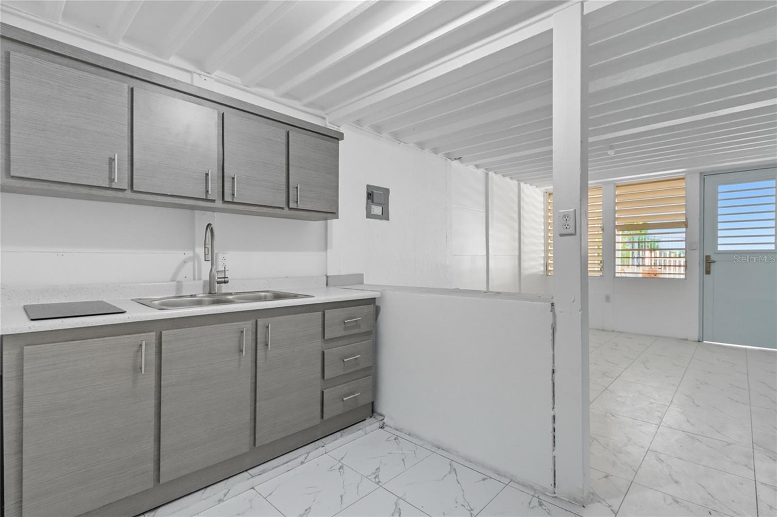 36 RAMON B LOPEZ STREET
