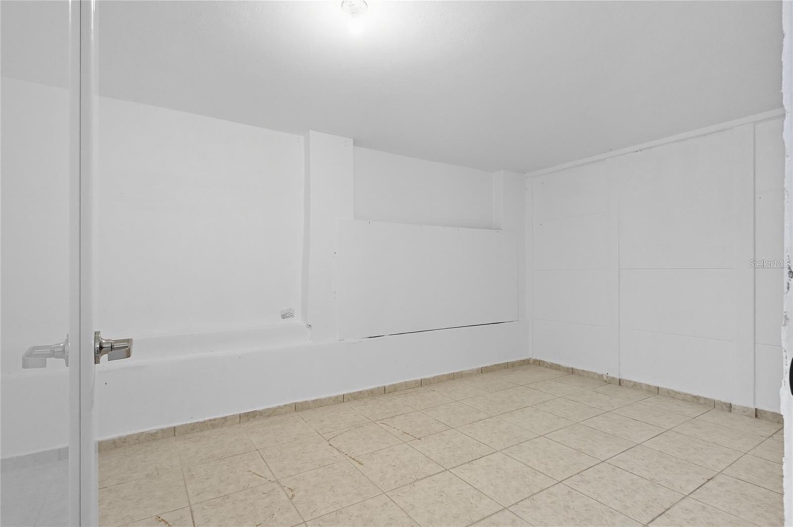 36 RAMON B LOPEZ STREET