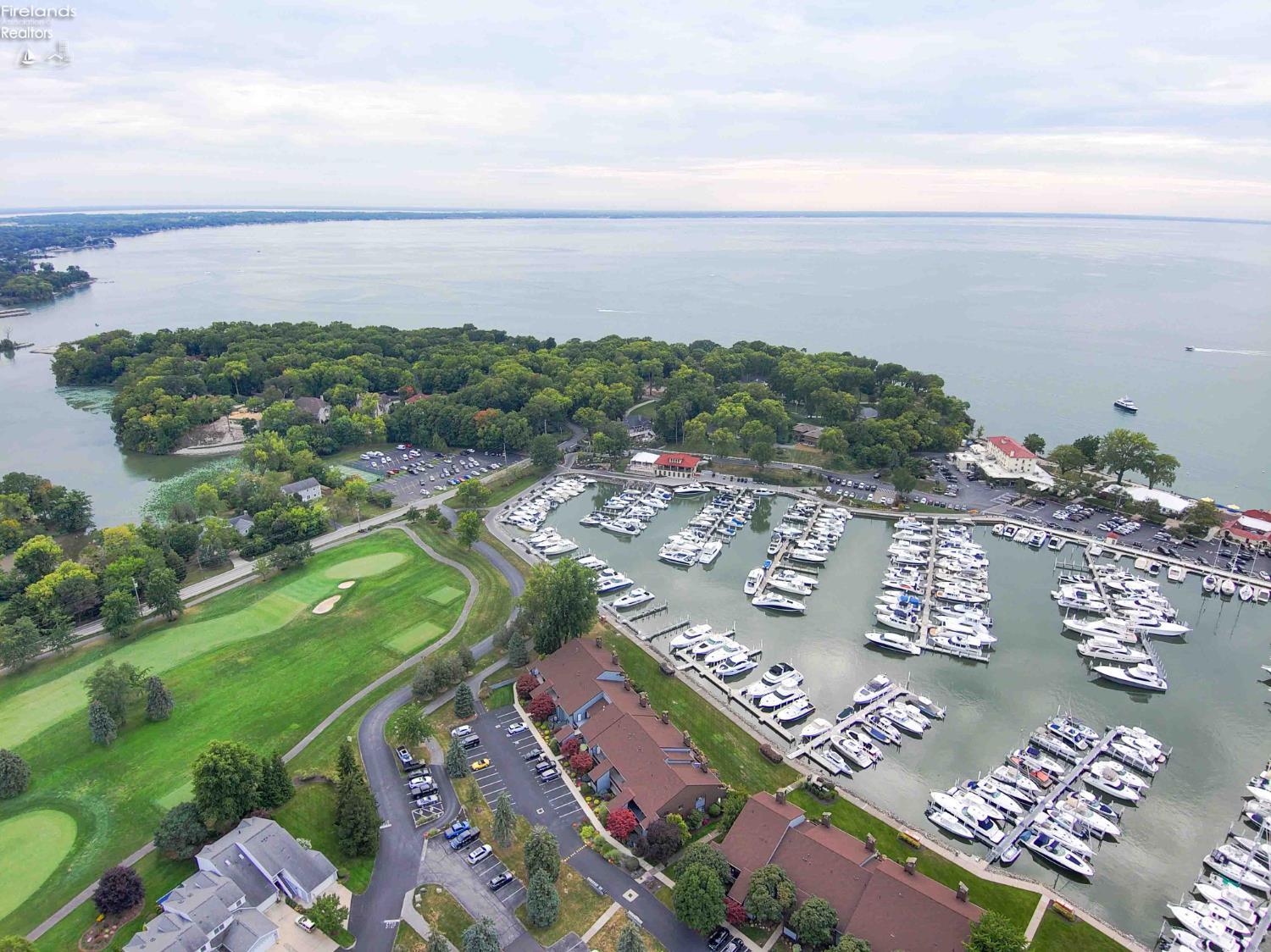 4434 E Harbors Edge Drive