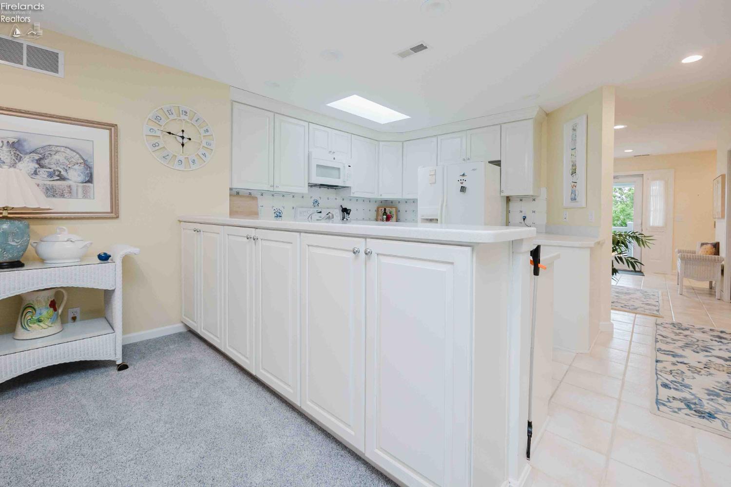 4434 E Harbors Edge Drive