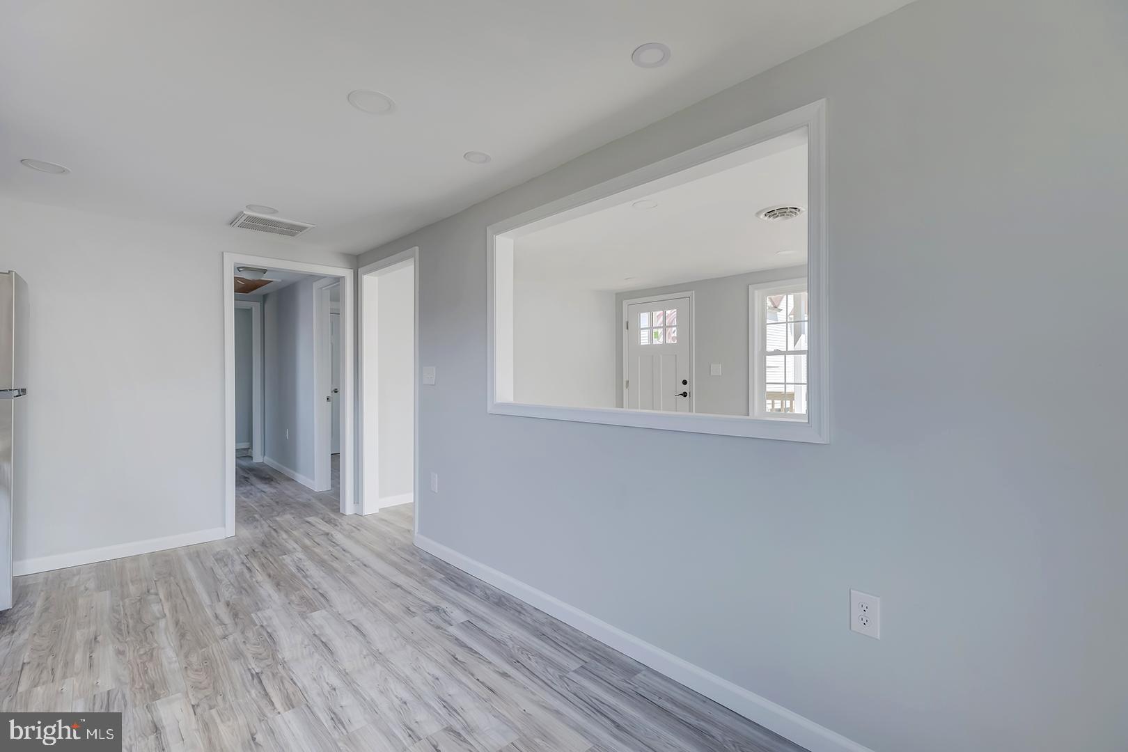 16 HUBBARD AVENUE