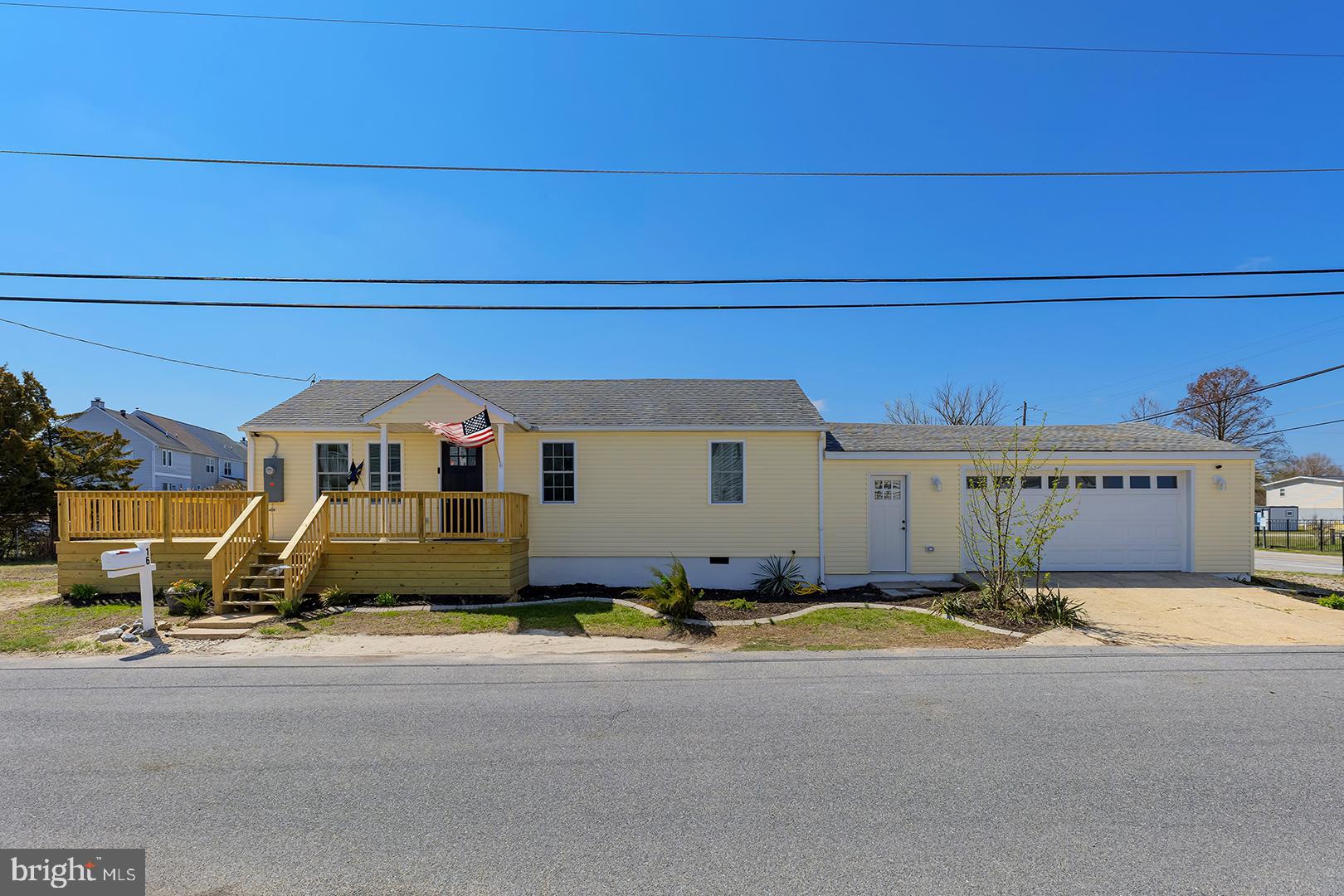 16 HUBBARD AVENUE