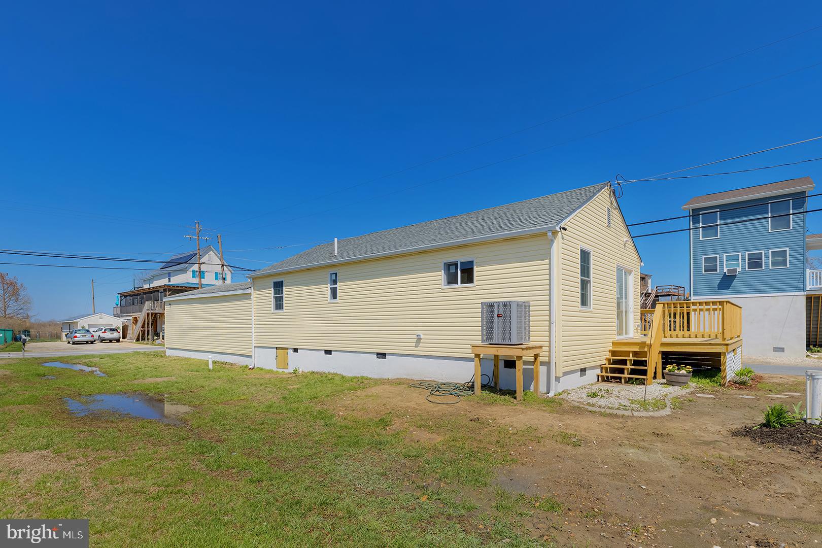 16 HUBBARD AVENUE