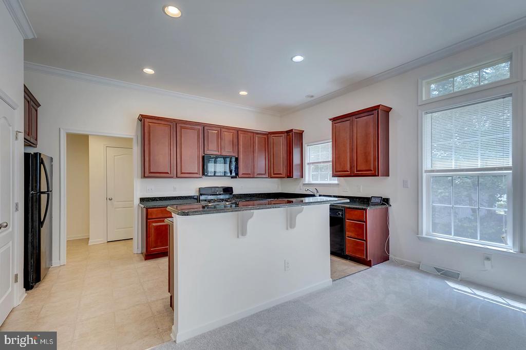101 BUR OAK DRIVE