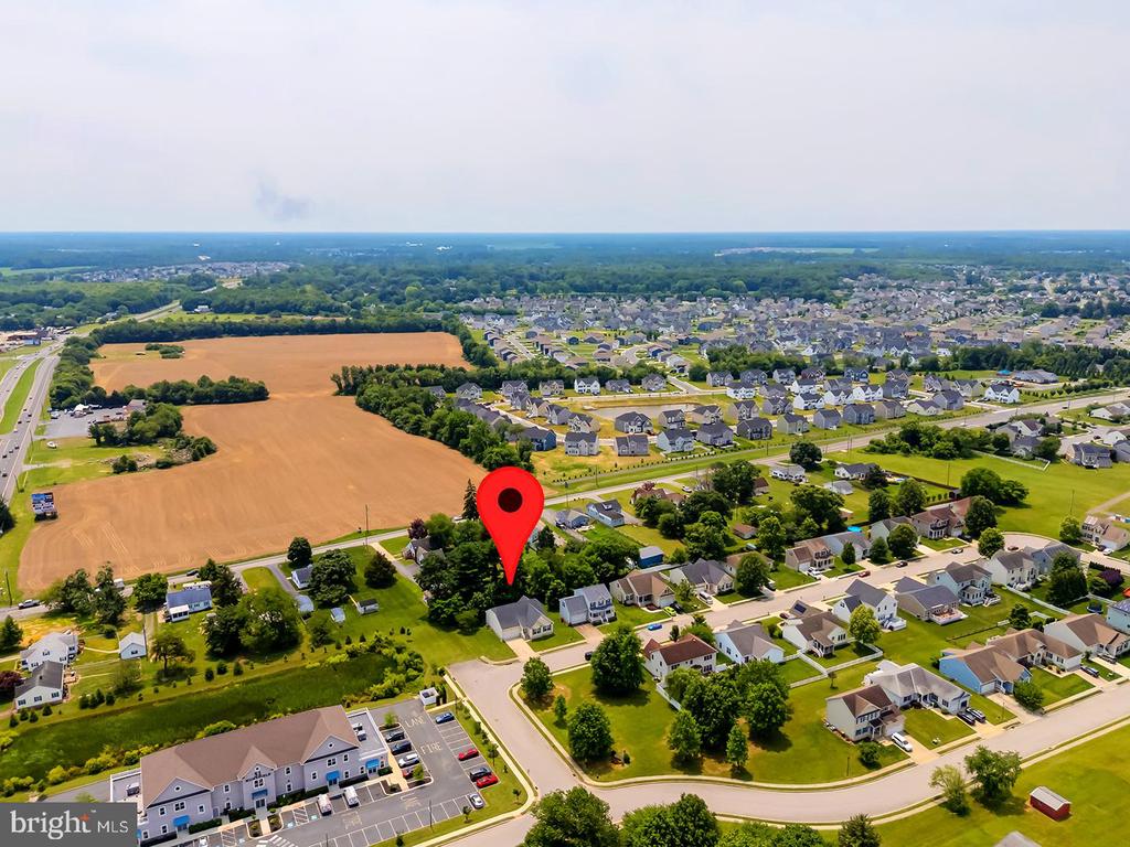 101 BUR OAK DRIVE