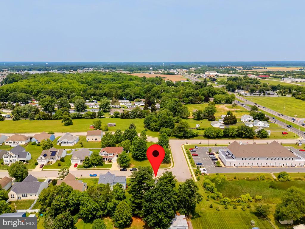 101 BUR OAK DRIVE