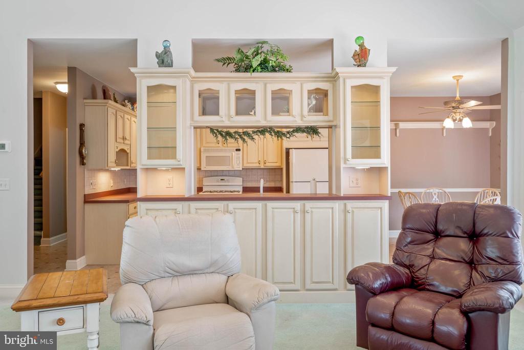 19 TURTLE DOVE DRIVE