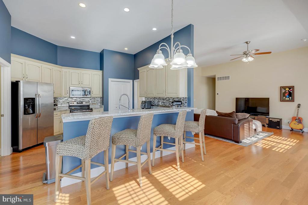 5600 CAMBERLY DRIVE