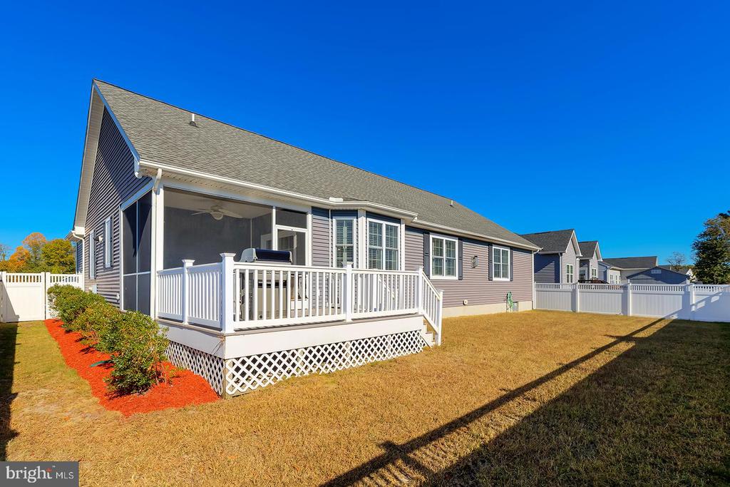 5600 CAMBERLY DRIVE