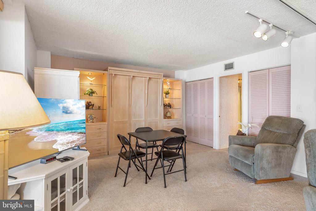 700C EDGEWATER HOUSE ROAD 700C