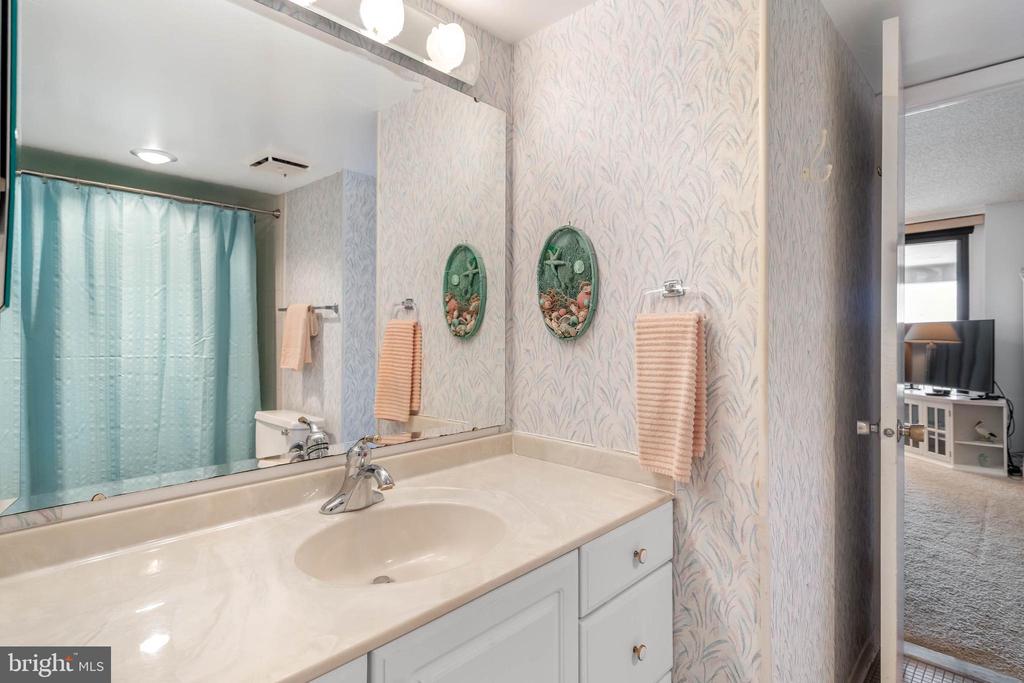 700C EDGEWATER HOUSE ROAD 700C
